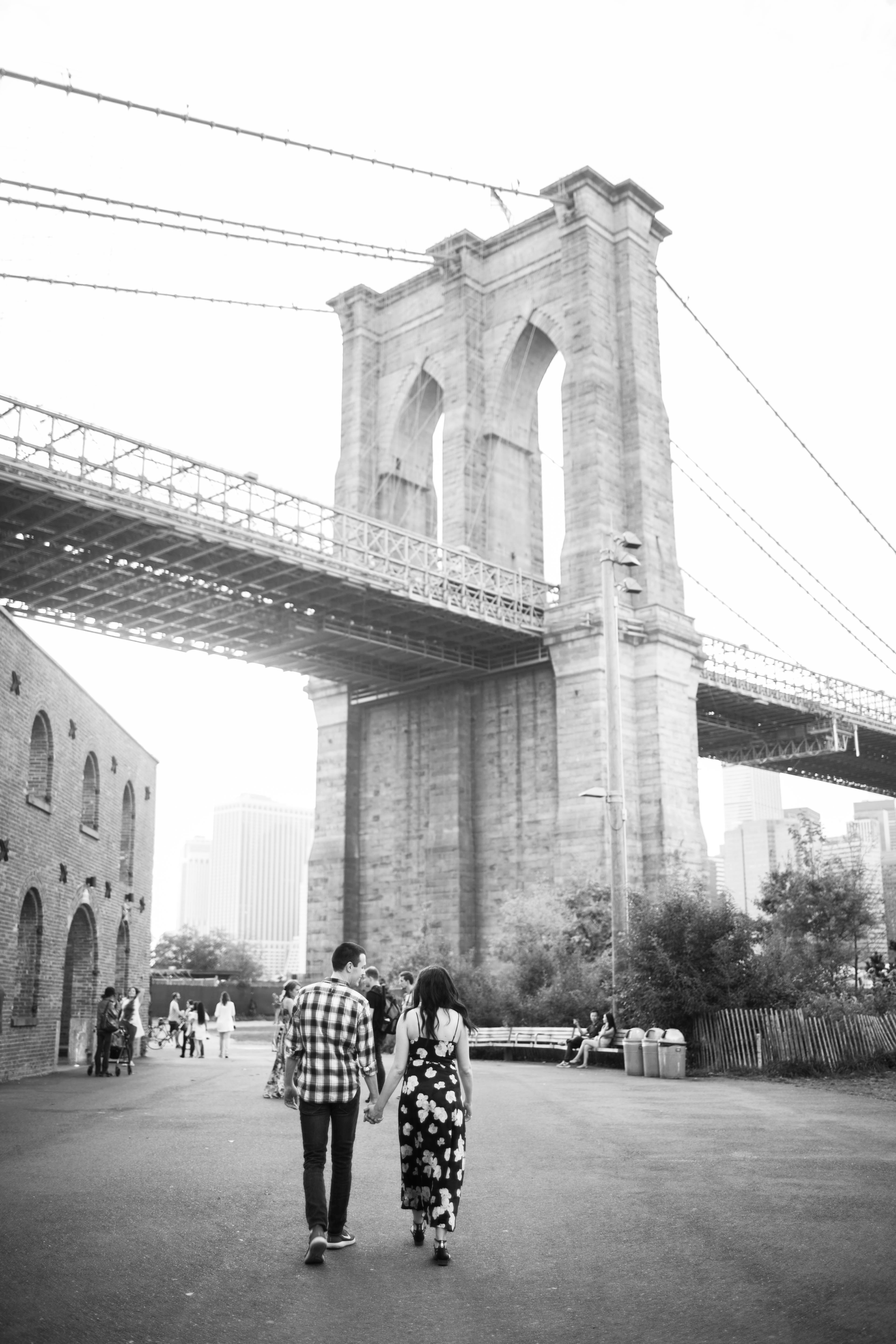 brooklyn bridge engagement photos