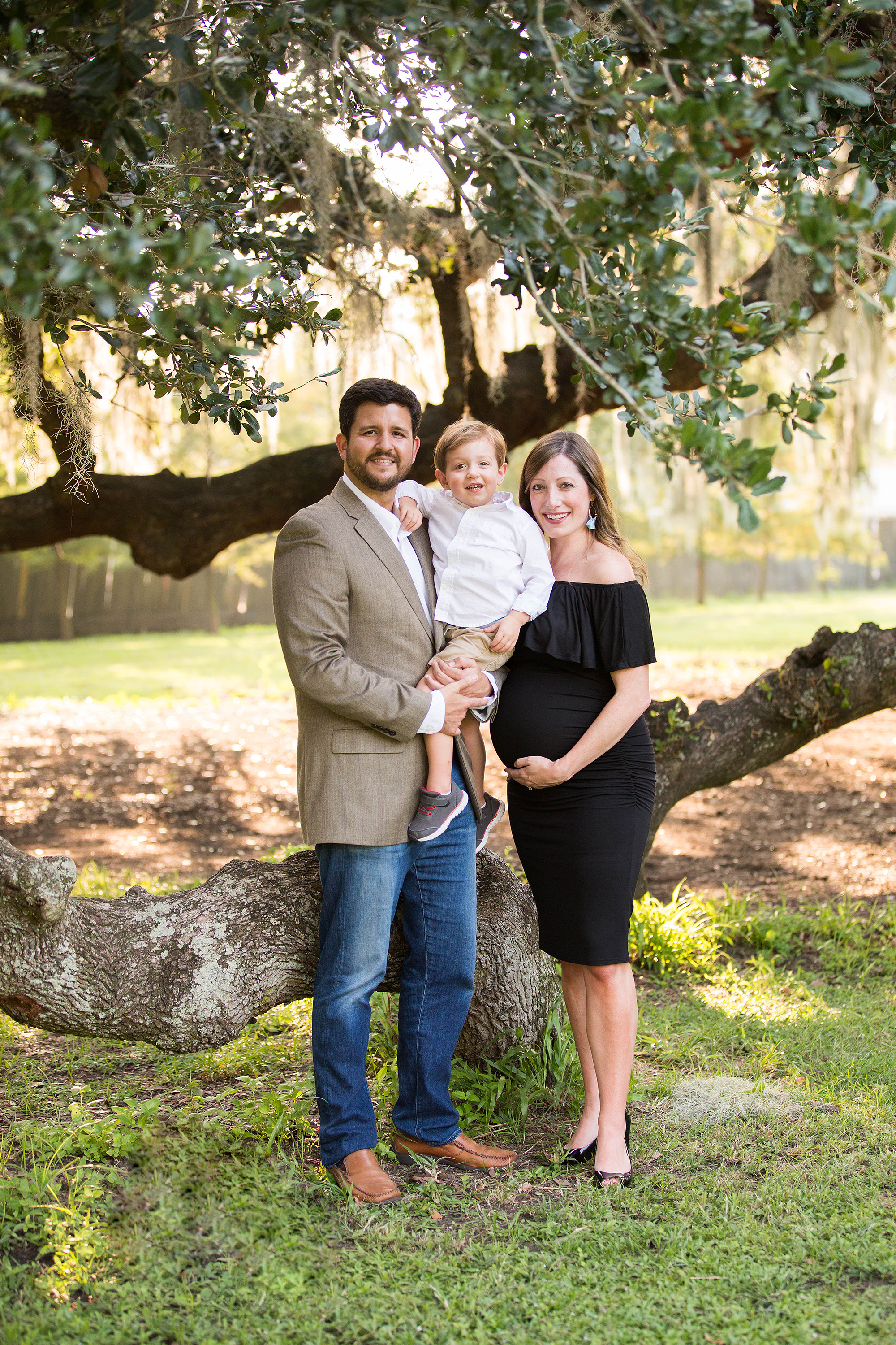 Family portraits at the Tree of Life in Audubon Park, New Orleans, Louisiana