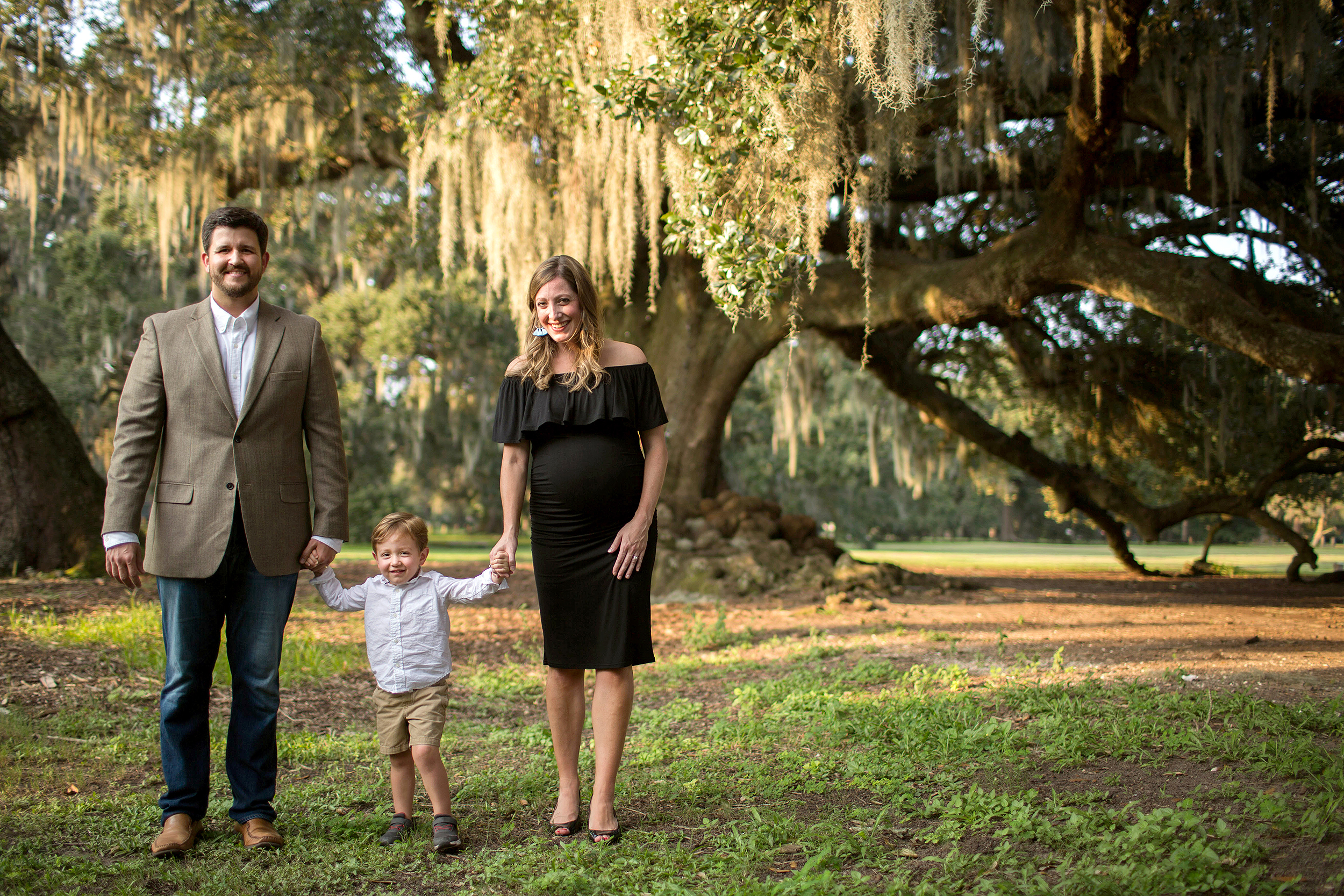 Family portraits at the Tree of Life in Audubon Park, New Orleans, Louisiana