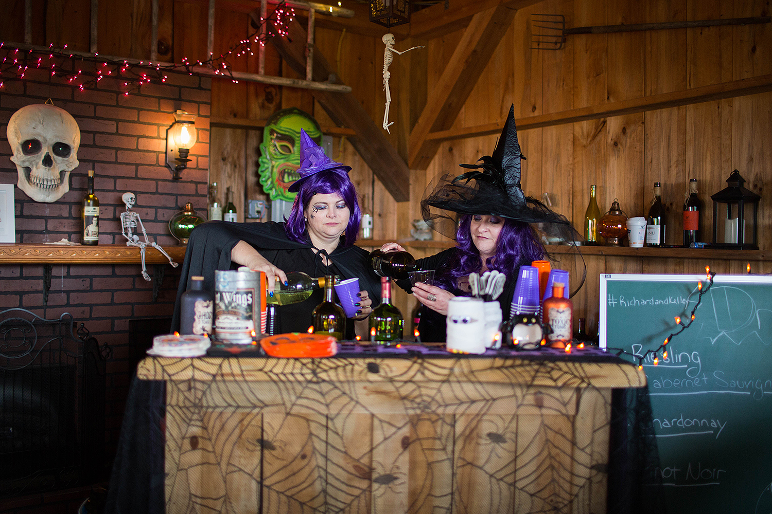 Halloween wedding decorations