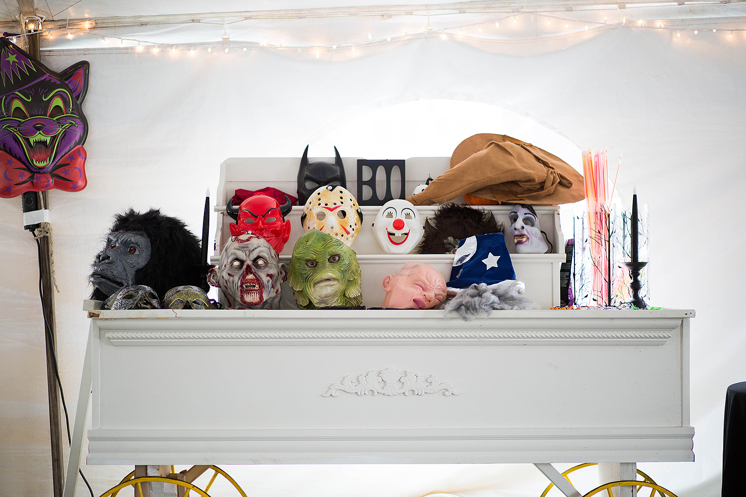 Halloween wedding decorations