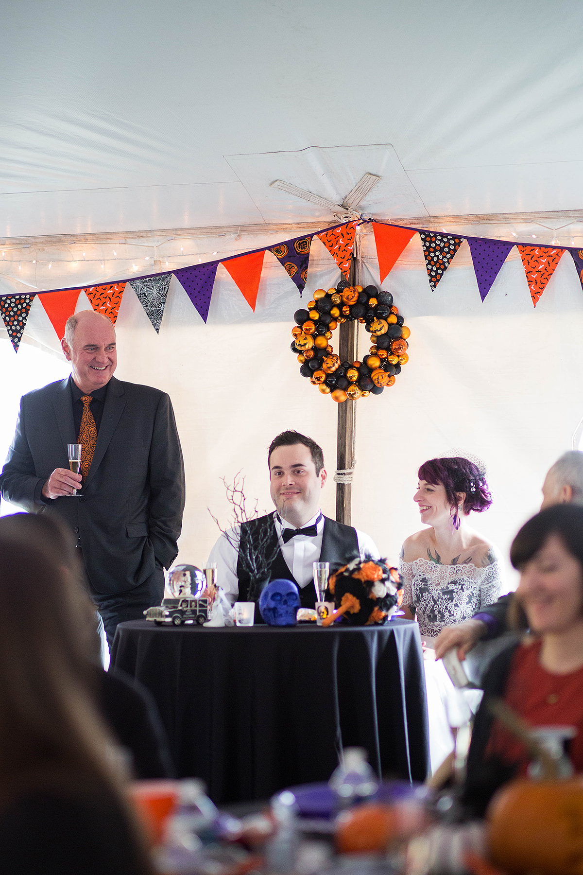 Halloween wedding decorations