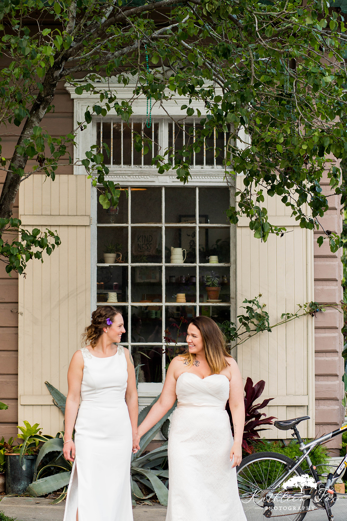 Garden District New Orleans wedding photos