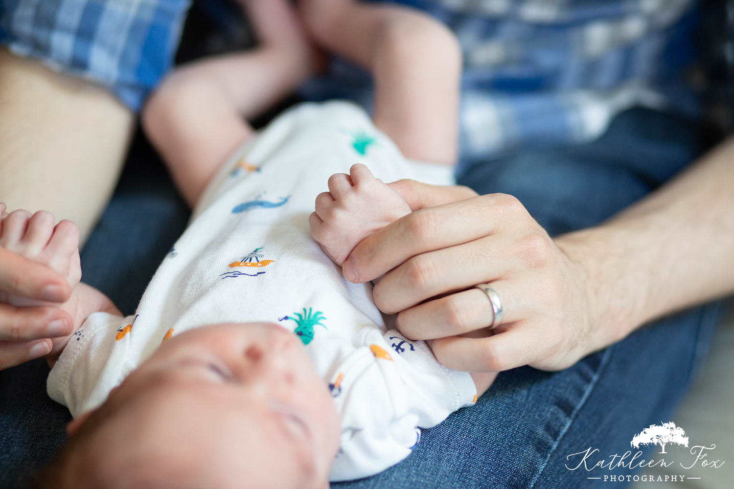 Newborn family photographer in Brooklyn NY
