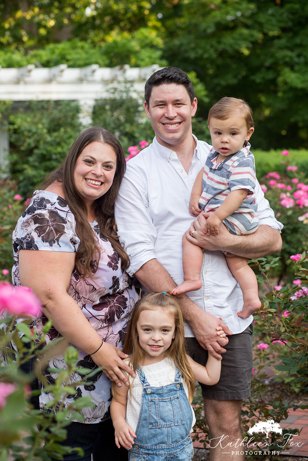 Family photos at Frelinghuysen Arboretum in Morristown NJ