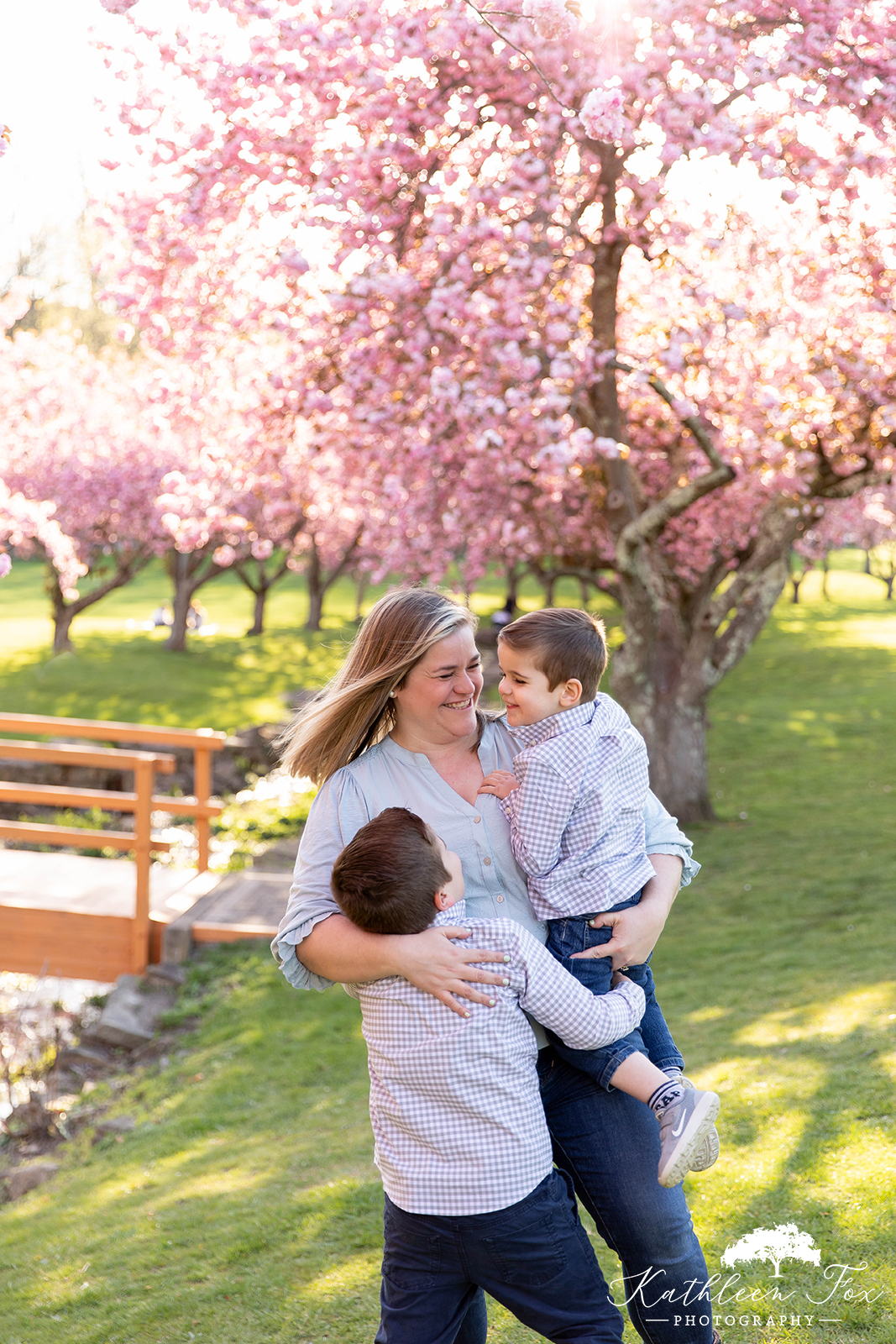 Family photos during cherry blossom season in Hurd Park, Dover NJ